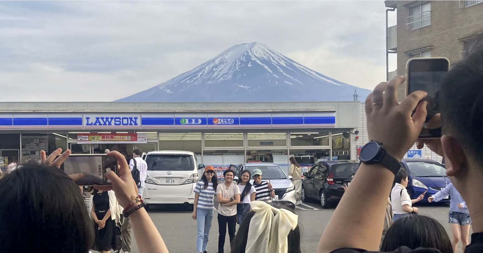To Fend Off Tourists, Japan Is Building A Big Screen Blocking The View Of Mount Fuji