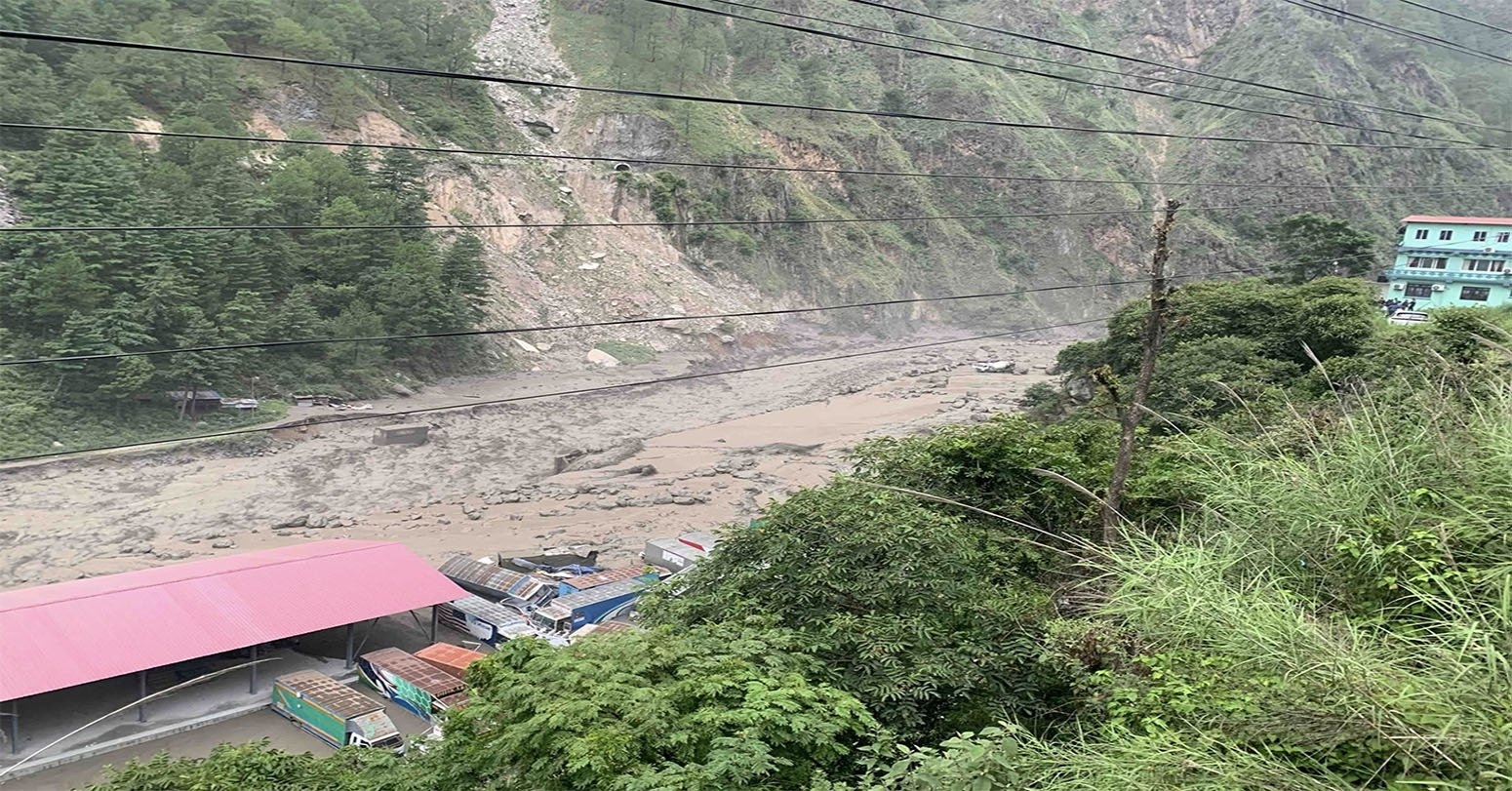 Three Police Personnel, 6 Chinese Nationals Missing In Lhende Flood