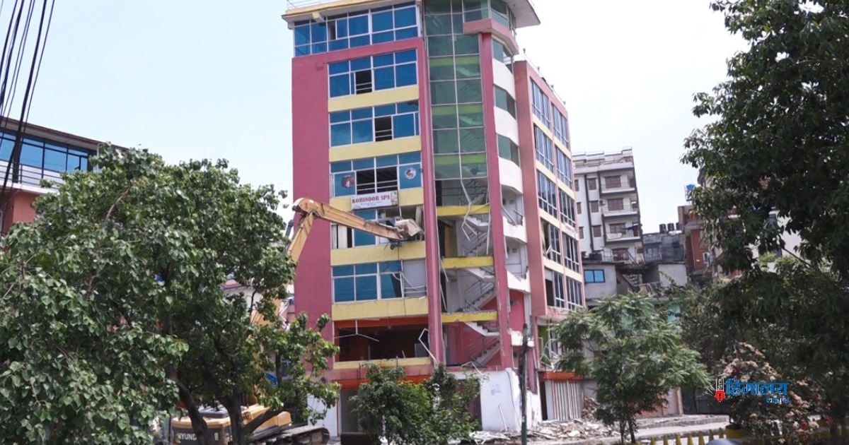 Illegal Structures At Sattale, Pathibhara And Tenjing Chowk Of Kapan Are Being Razed Down