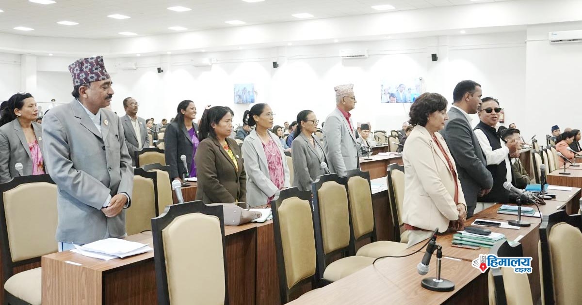 Opposition Parties Obstruct House Proceedings Demanding PM’s Attendance