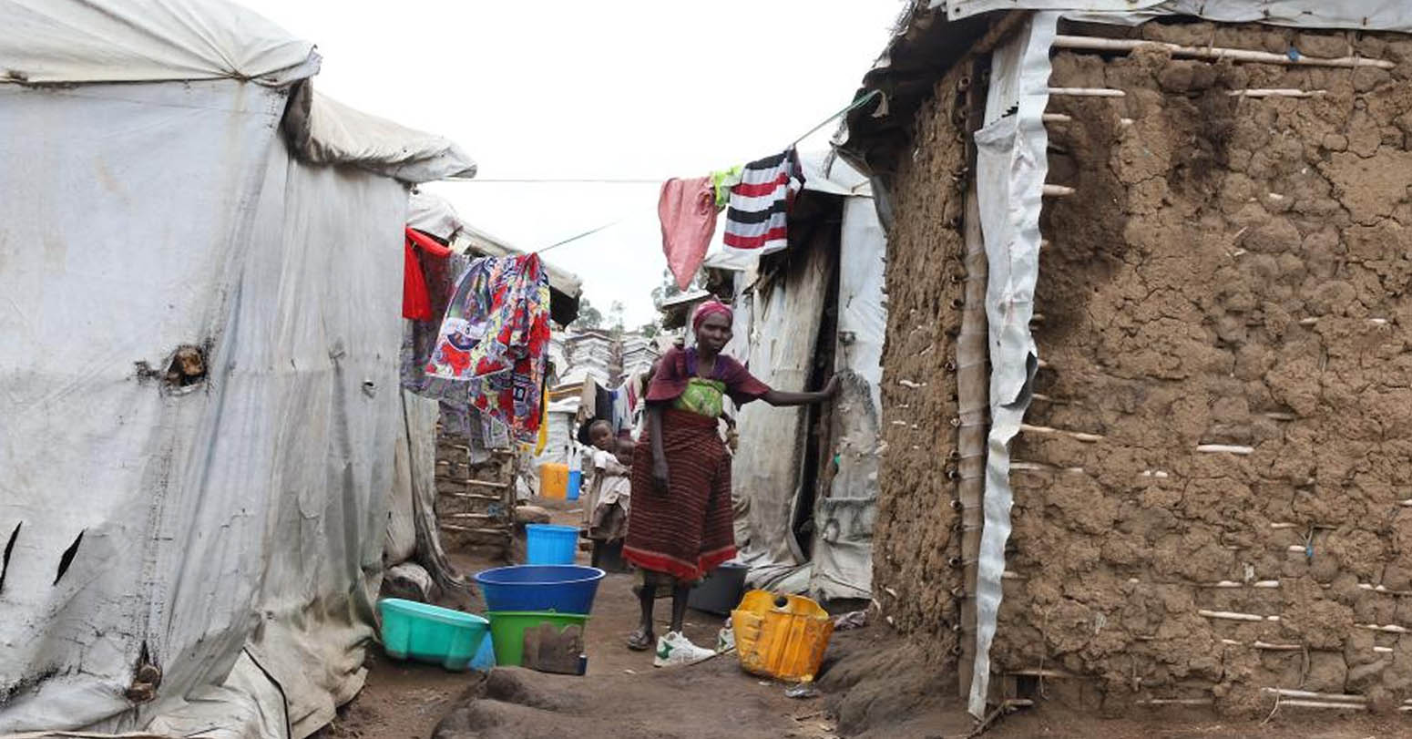 In DR Congo Displacement Camp, Ebola Warnings Meet Dry Taps, Crowded Shelters
