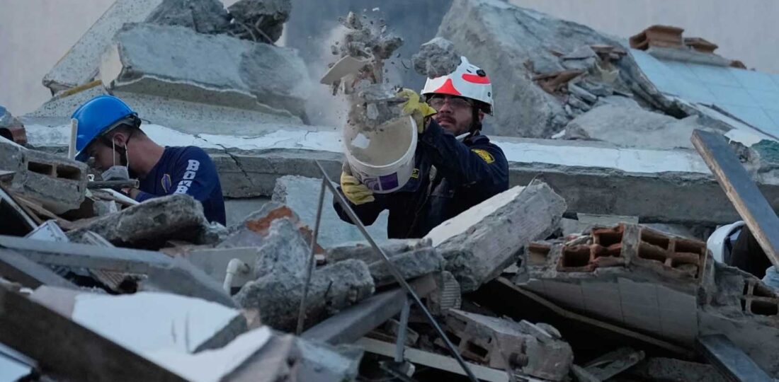 Colombia Searches For Over 3,000 Missing After A Powerful Earthquake Kills More Than 100